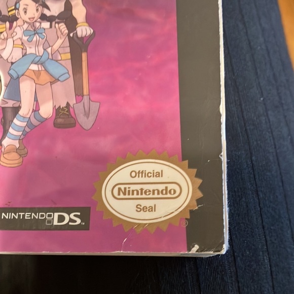 Pokémon Official Scenario Guide Volume 1 - Picture 6 of 9